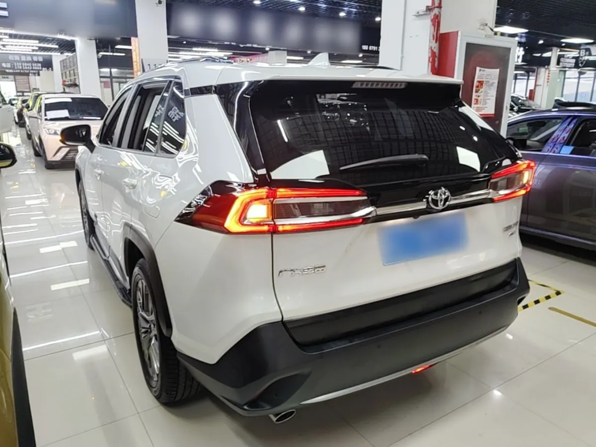 TOYOTA WILDLANDER LUXURY 2023