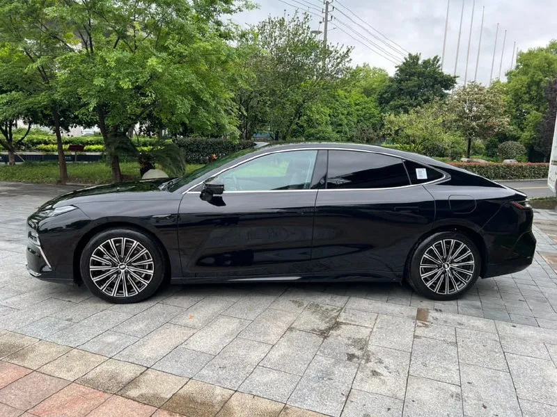GEELY GALAXY STAR 8 2025