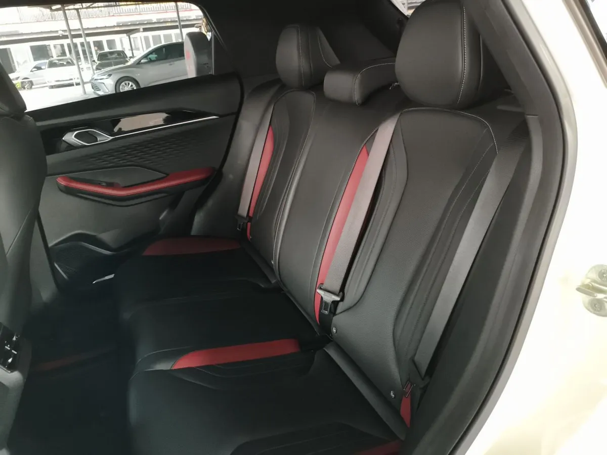 GEELY COOLRAY 2022