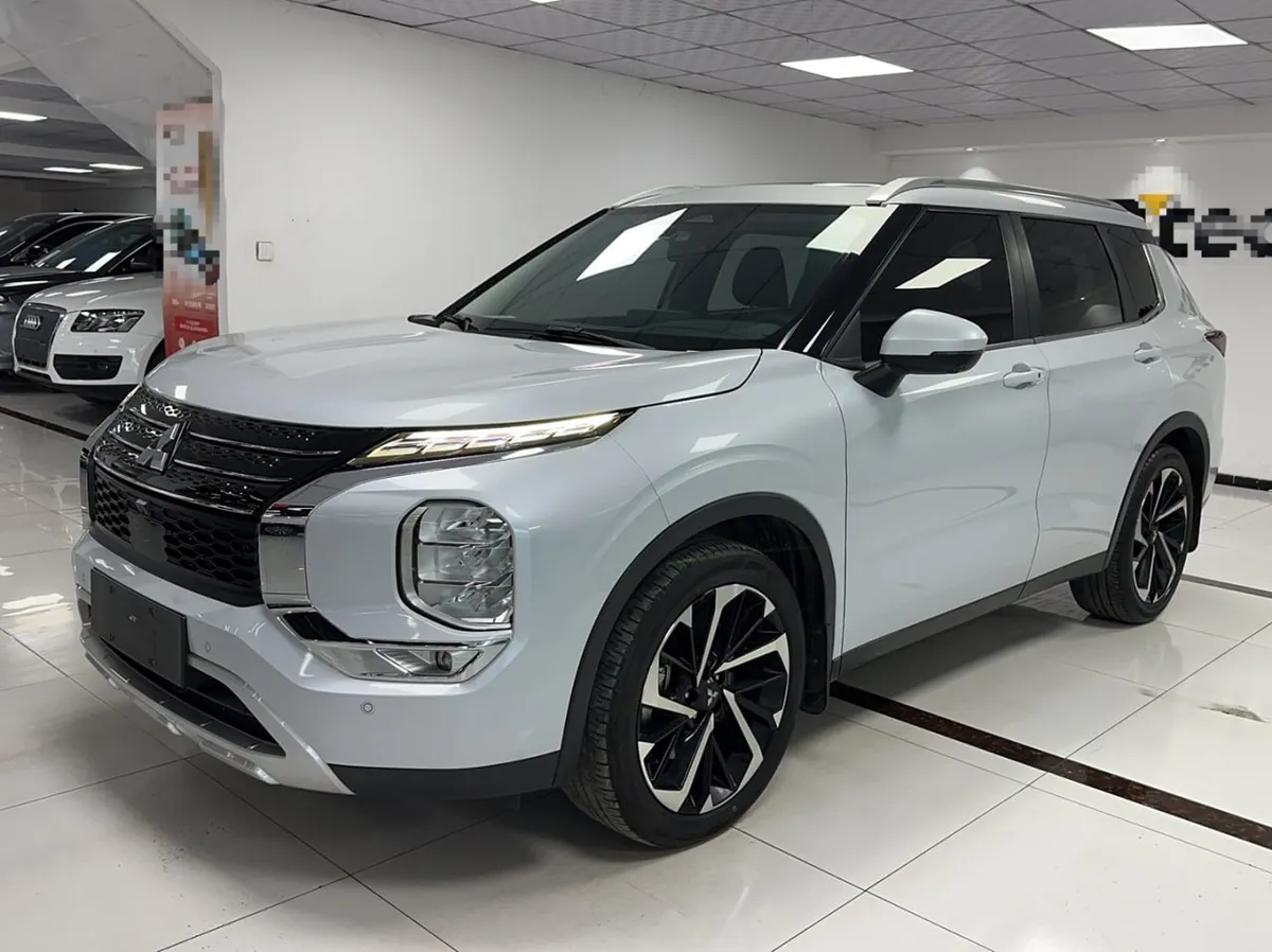 MITSUBISHI OUTLANDER PRESTIGE 2022