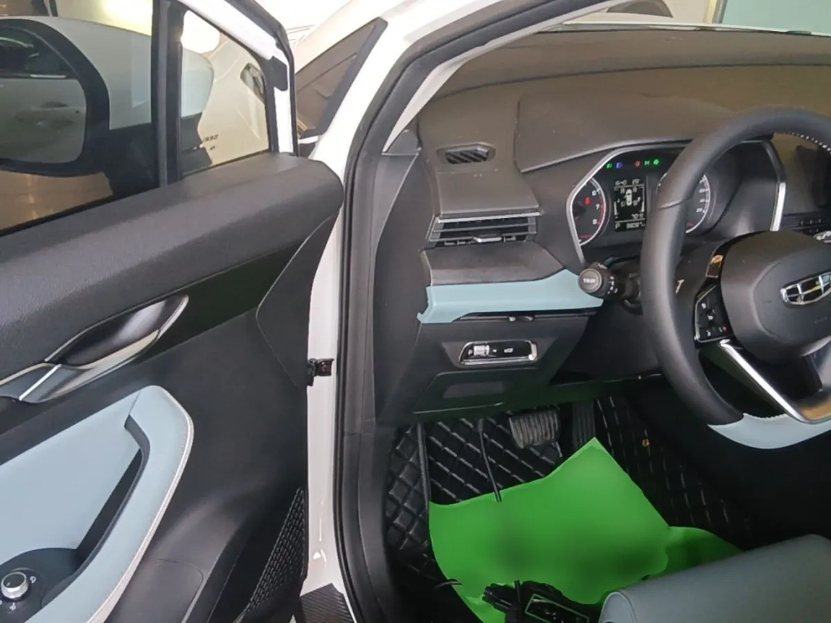 GEELY AUTO EMGRAND S 2022