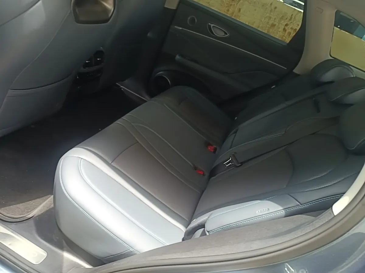 BYD SEALION DM-I SEALION 07 DM-I 2025
