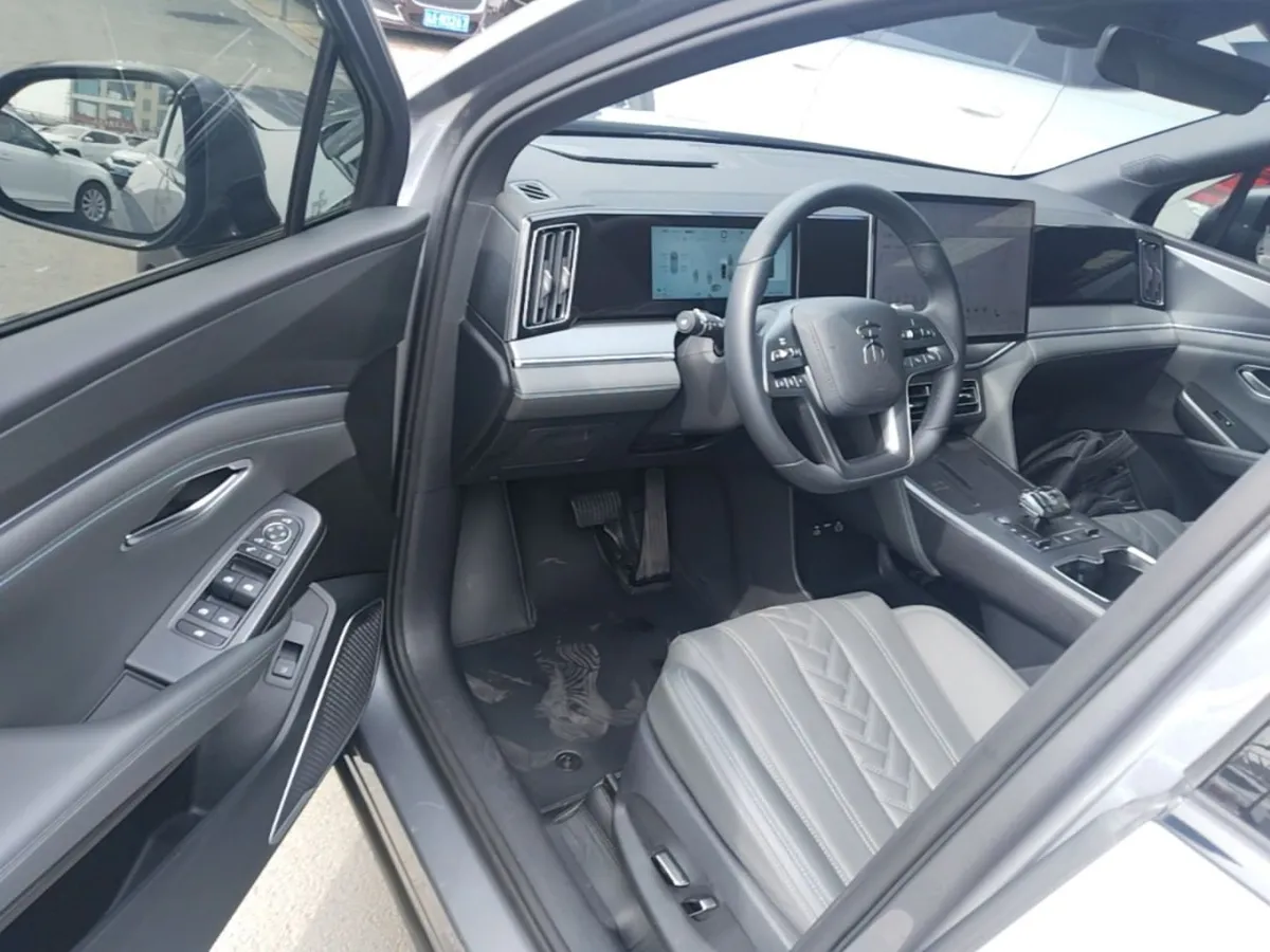 BYD SONG L DM-I 2025