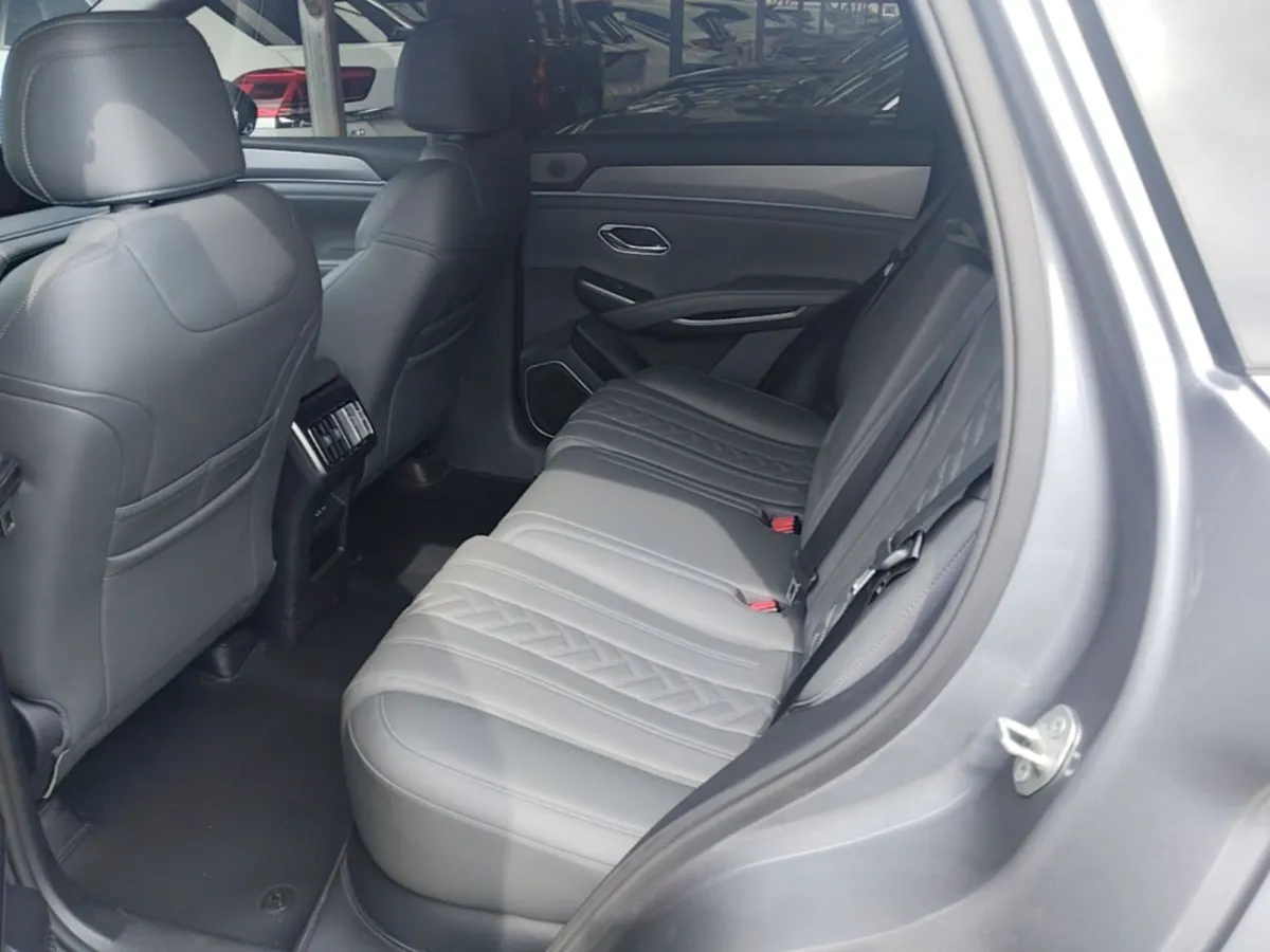 BYD SONG L DM-I 2025