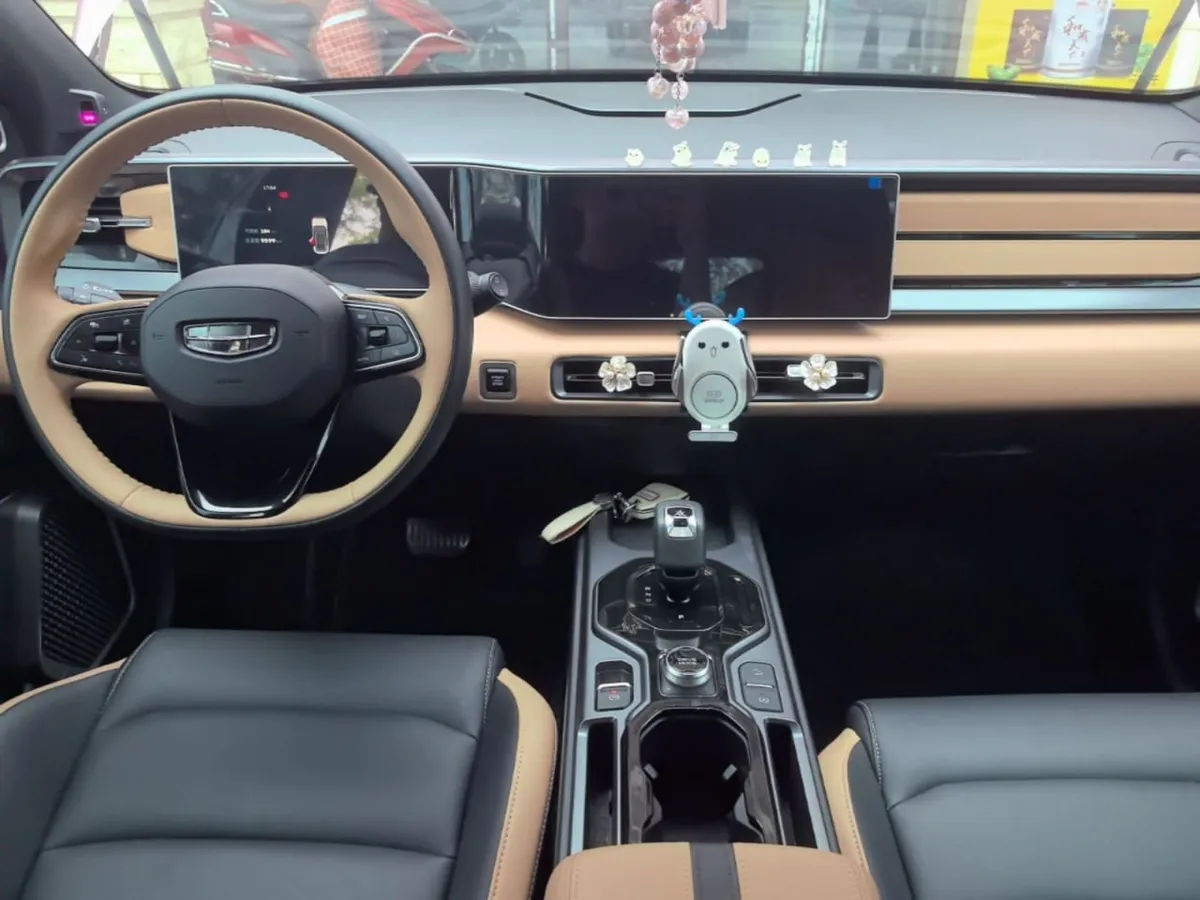 GEELY ICON 2022