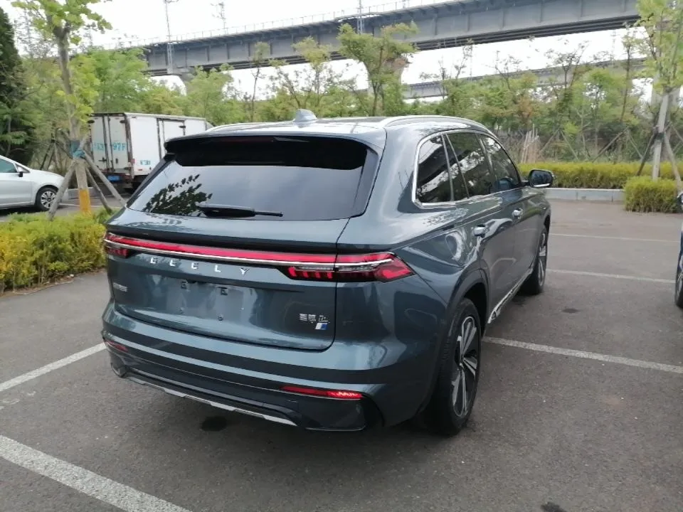 GEELY MONJARO 2022