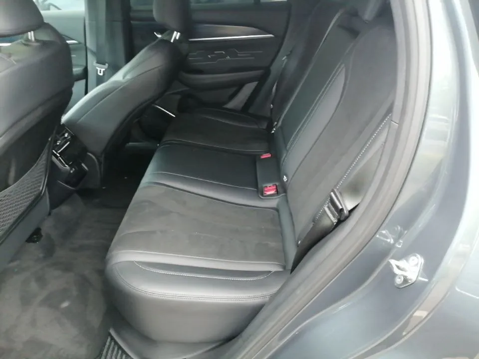 GEELY MONJARO 2022