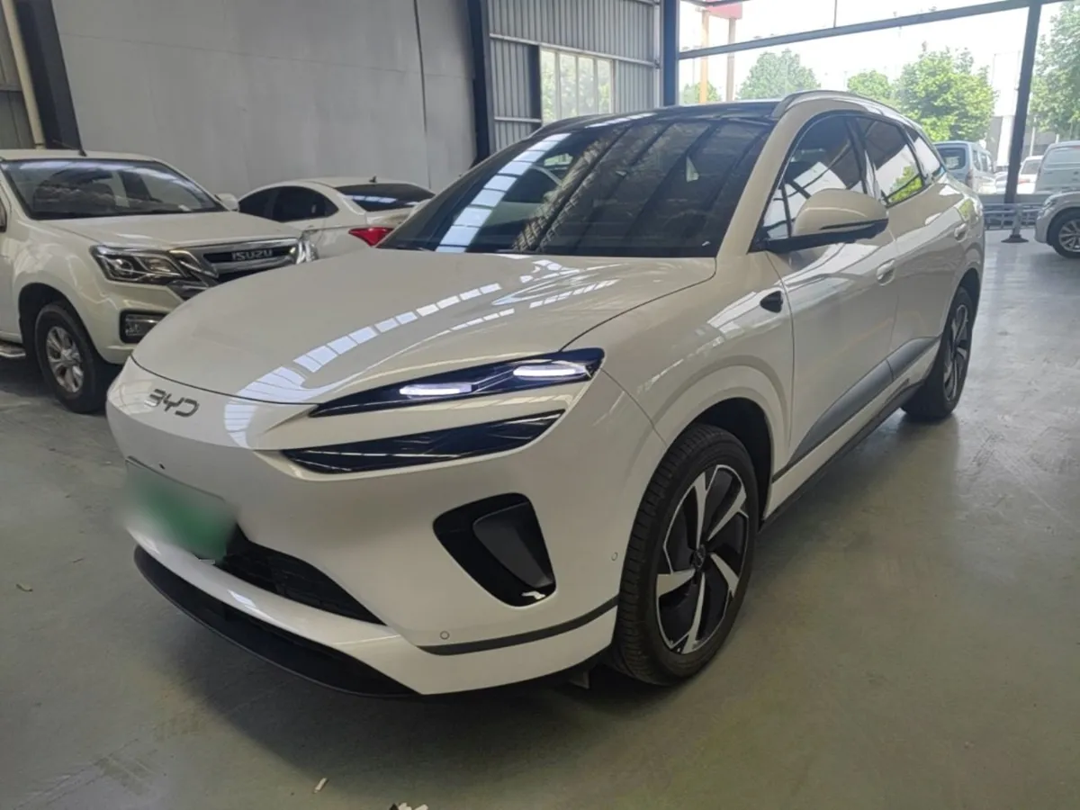 BYD SEALION 06 2025