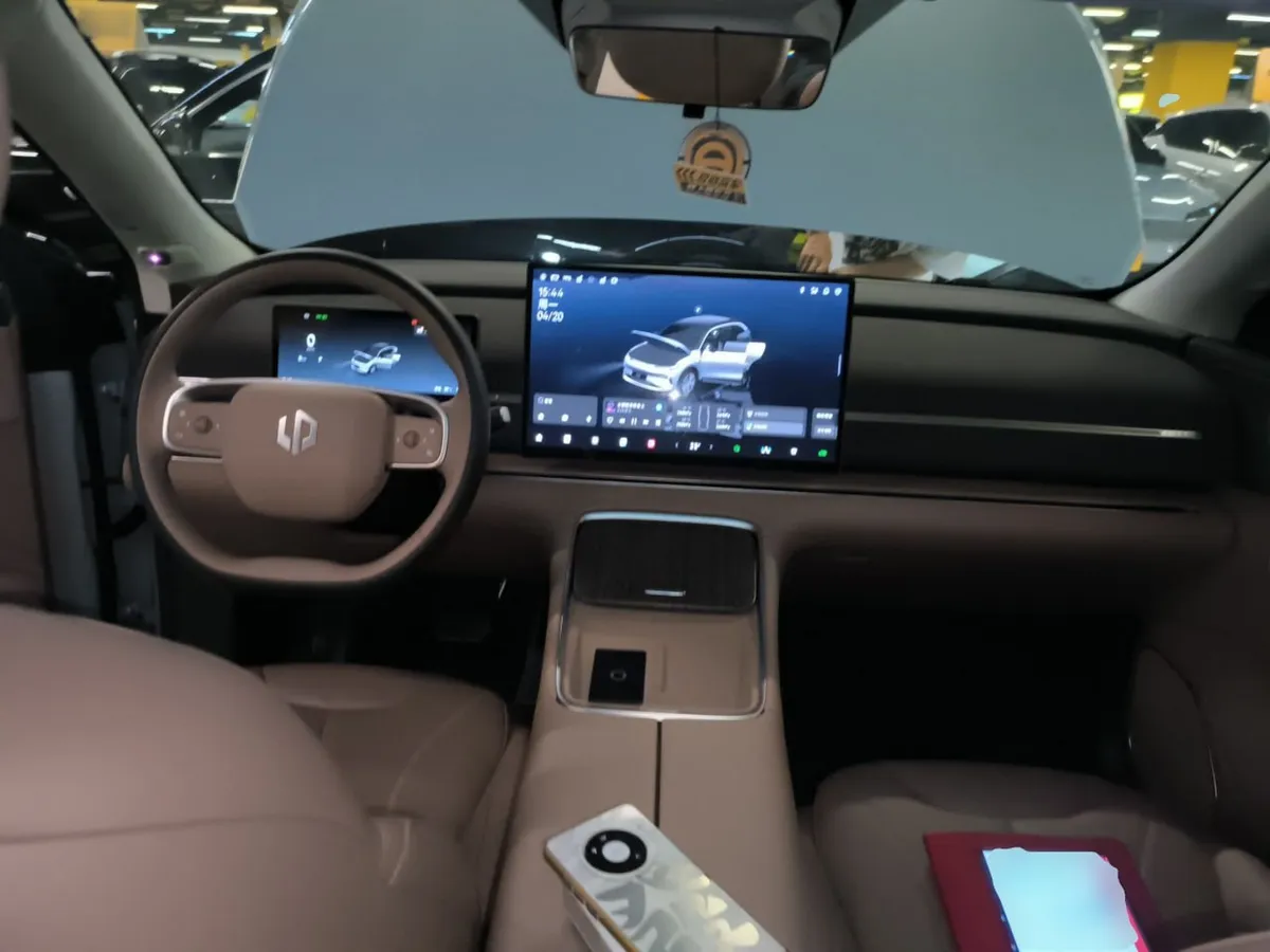 LEAPMOTOR C11 2025