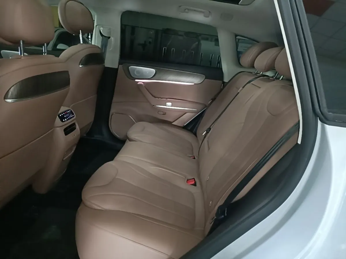 LEAPMOTOR C11 PRESTIGE 2025