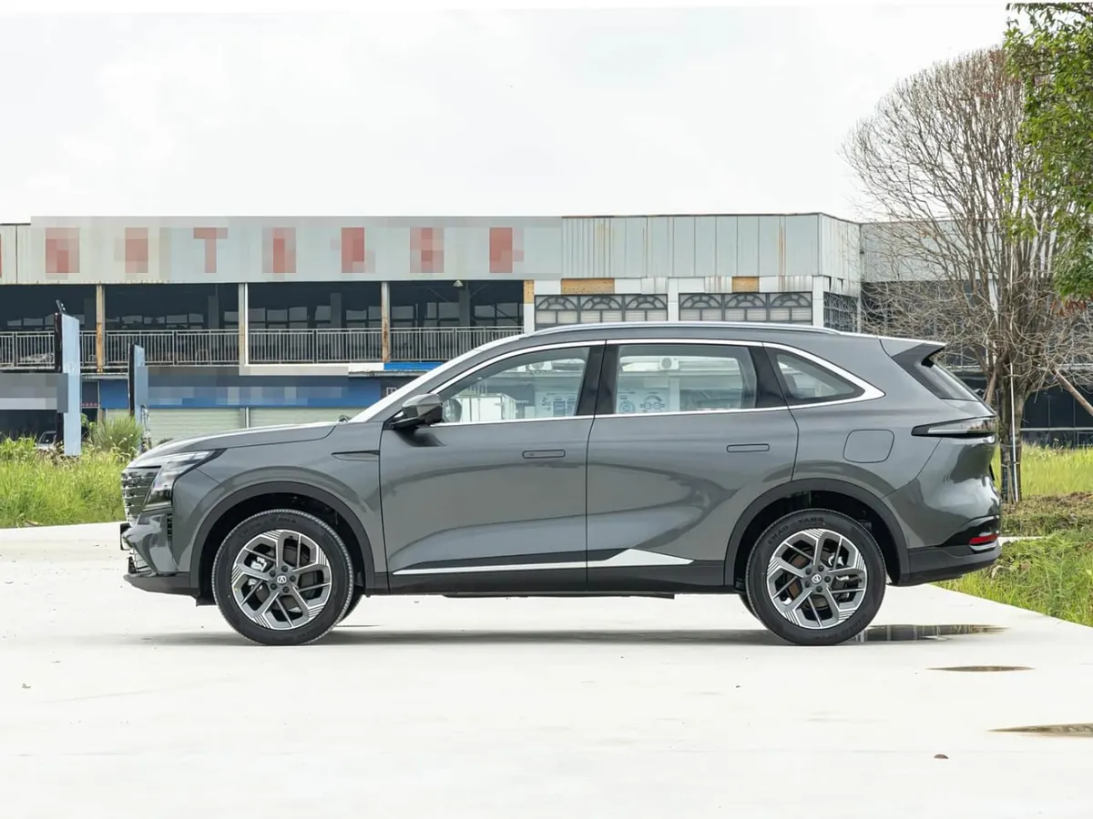 CHANGAN CS75PLUS 2025
