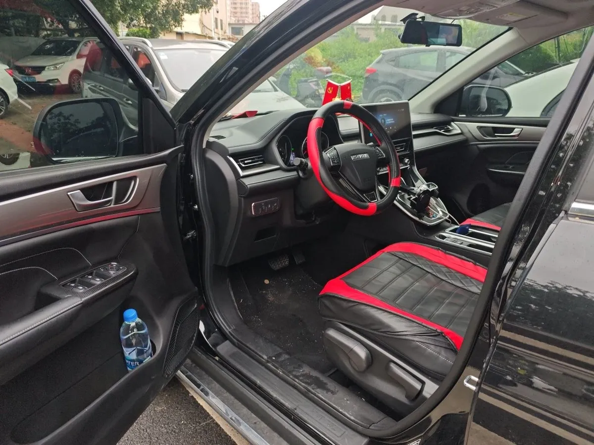 HAVAL M6 LUXURY 2022