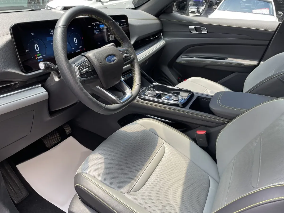 FORD EQUATOR SPORT LUXURY 2024