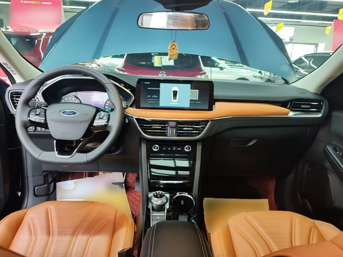 FORD ESCAPE 2024