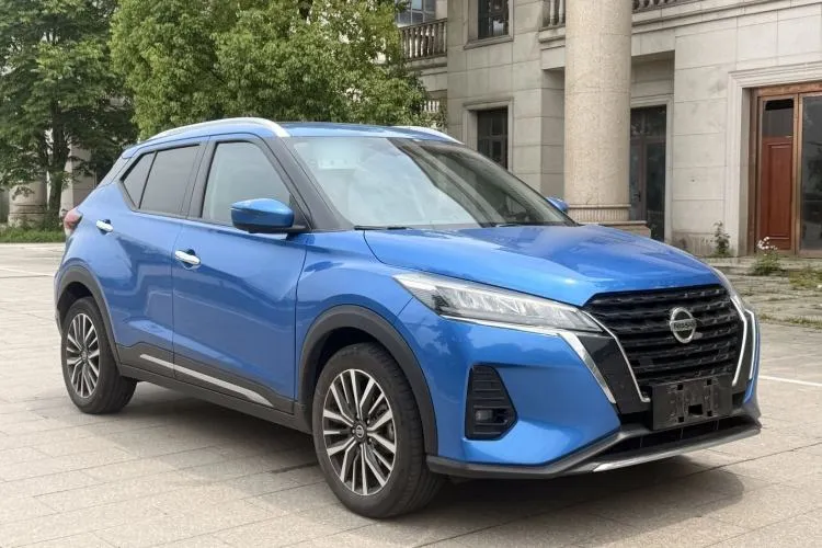 NISSAN KICKS LUXURY 2022
