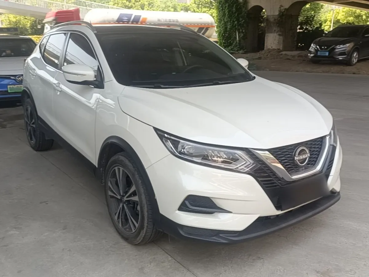 NISSAN QASHQAI 2023