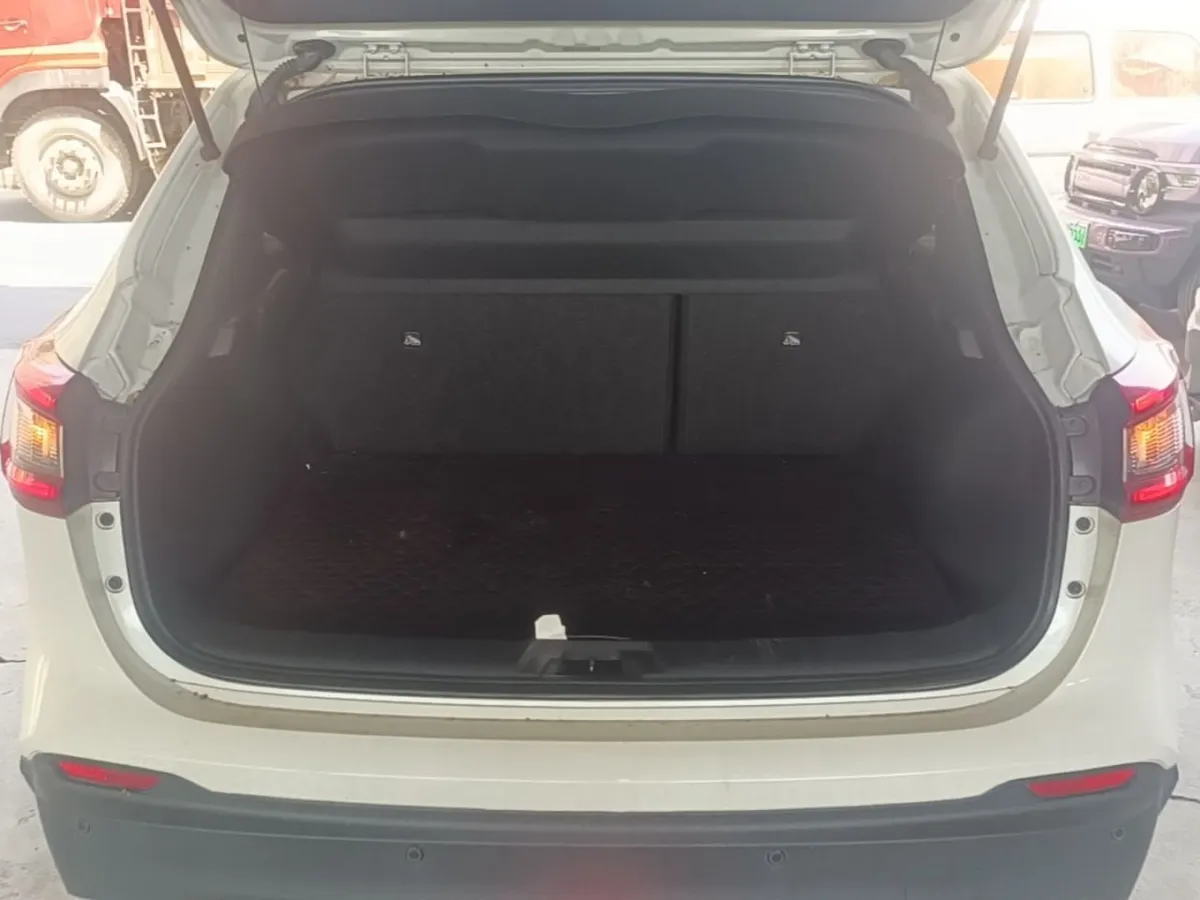 NISSAN QASHQAI 2023