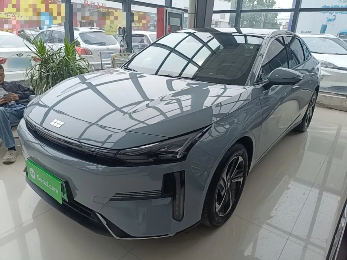 GEELY GALAXY L6 2023