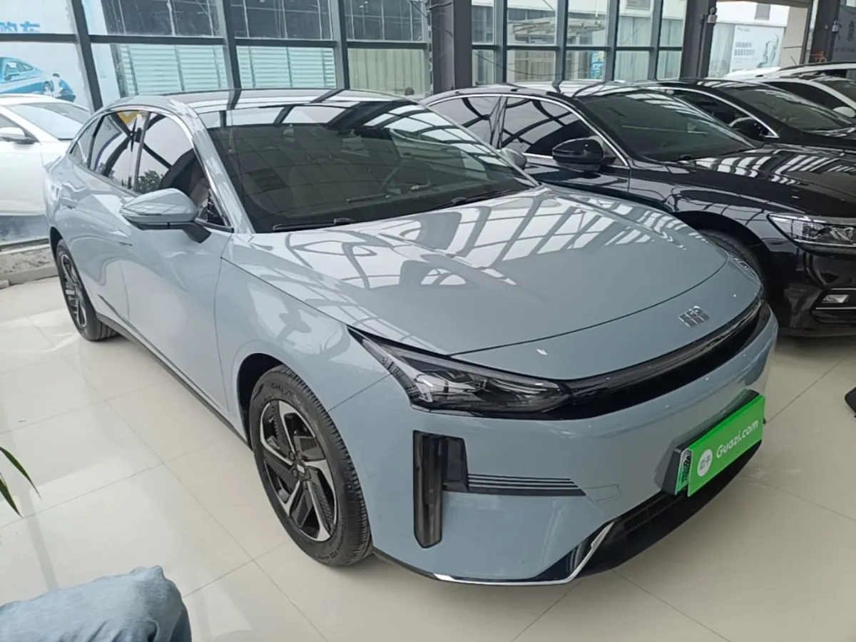 GEELY GALAXY L6 2023