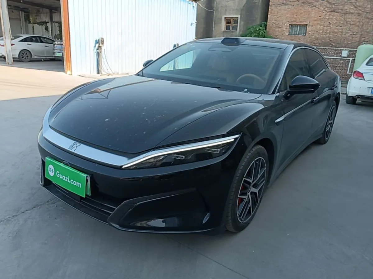 BYD HAN L 2025