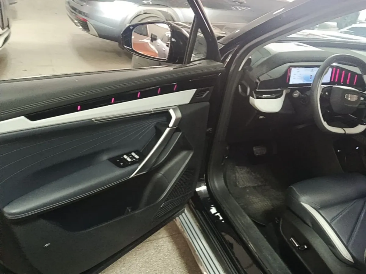 GEELY BOYUE L 2023