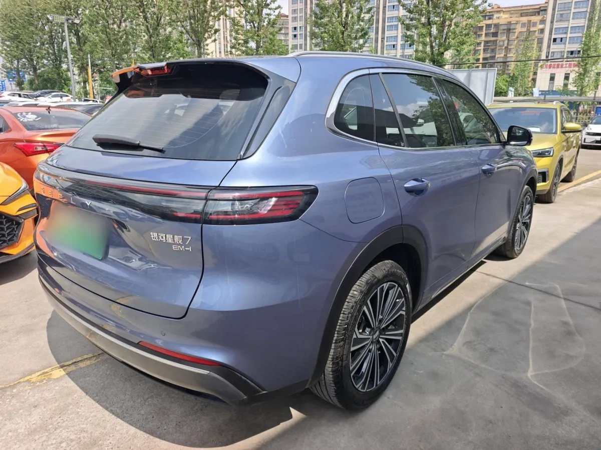 GEELY GALAXY STARSHIP EM-I GALAXY STARSHIP 7 EM-I 2025