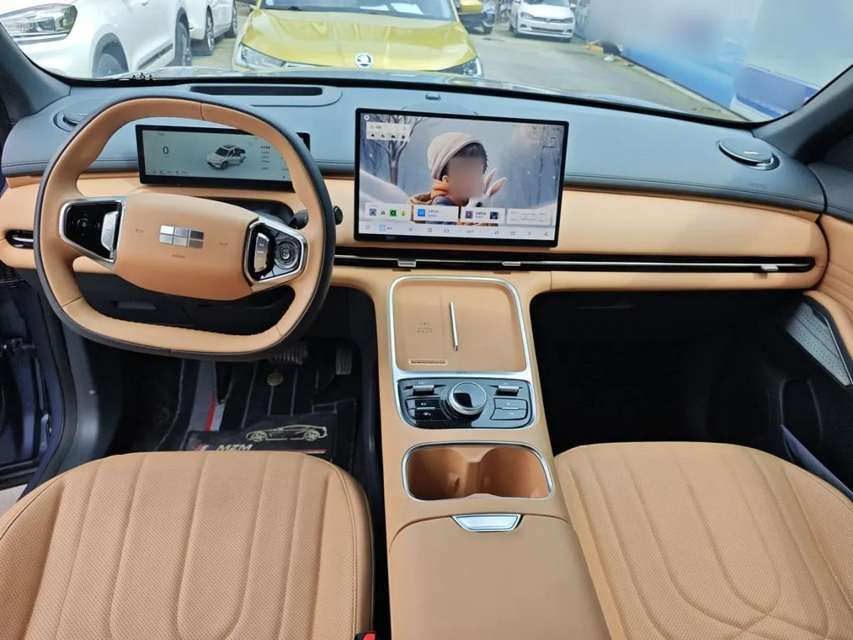 GEELY GALAXY STARSHIP EM-I GALAXY STARSHIP 7 EM-I 2025