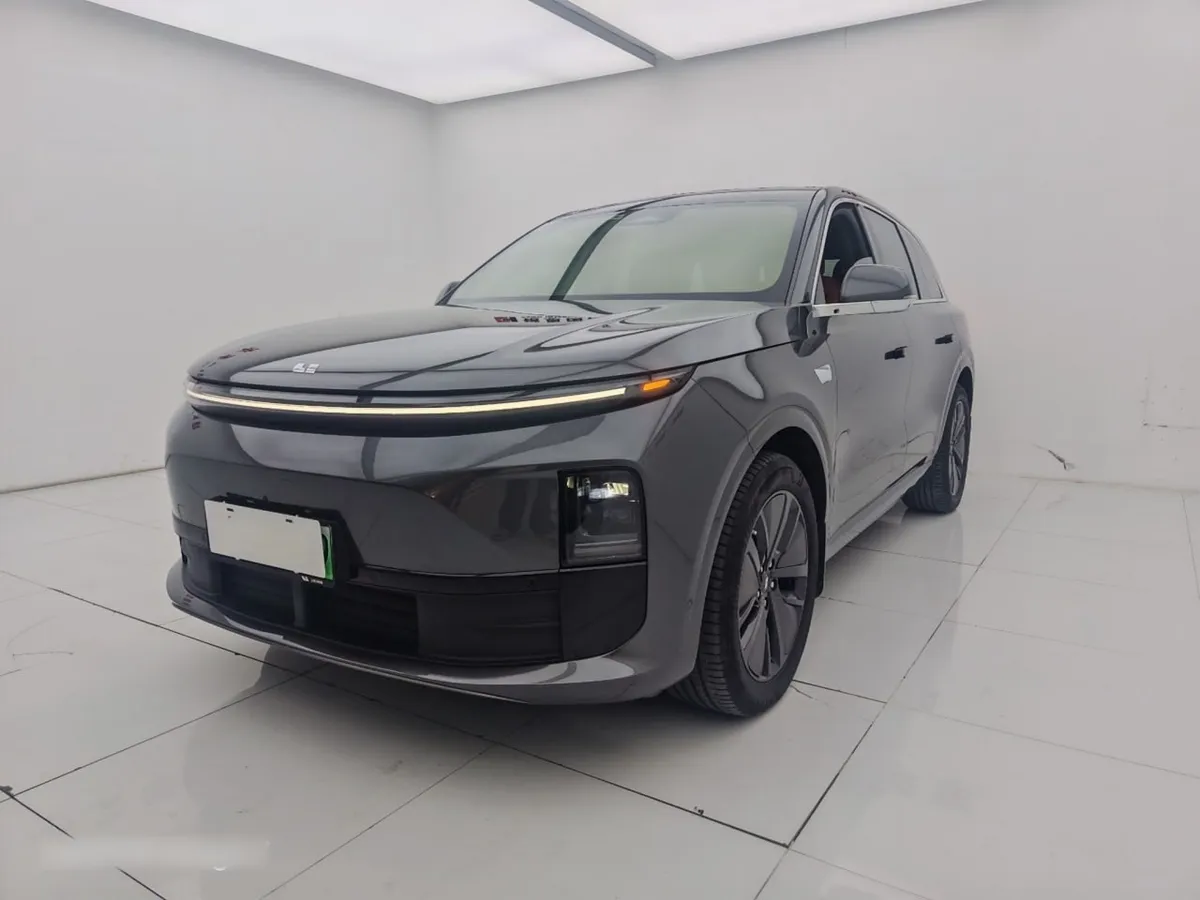 LI AUTO L6 2024