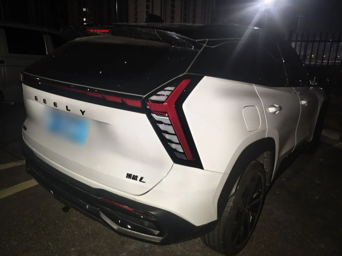 GEELY BOYUE L 2024