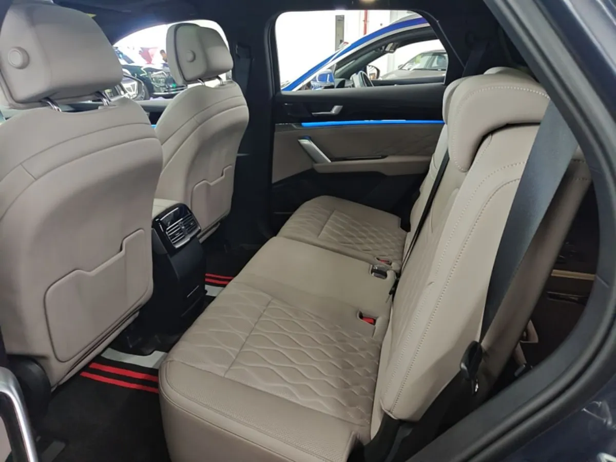 BYD TANG 2024