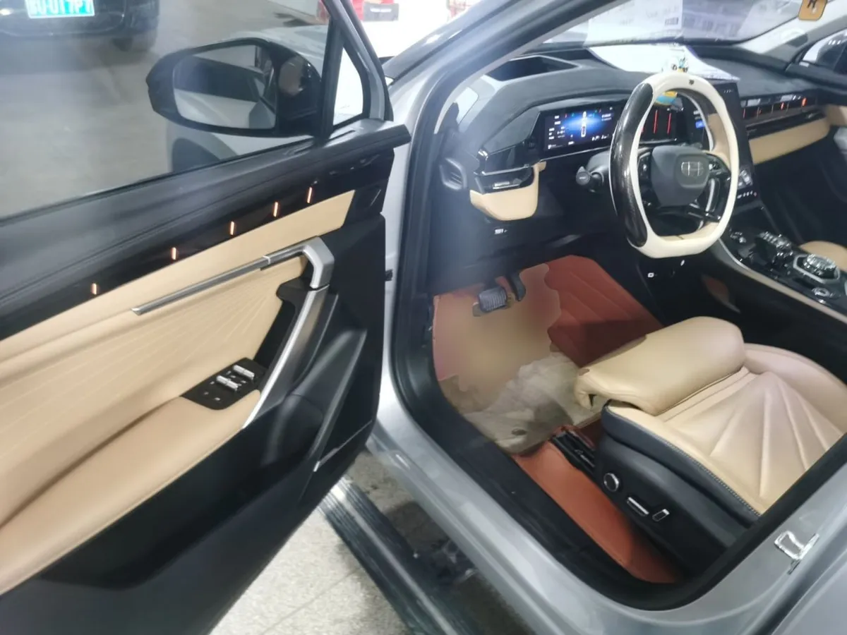 GEELY BOYUE L 2022