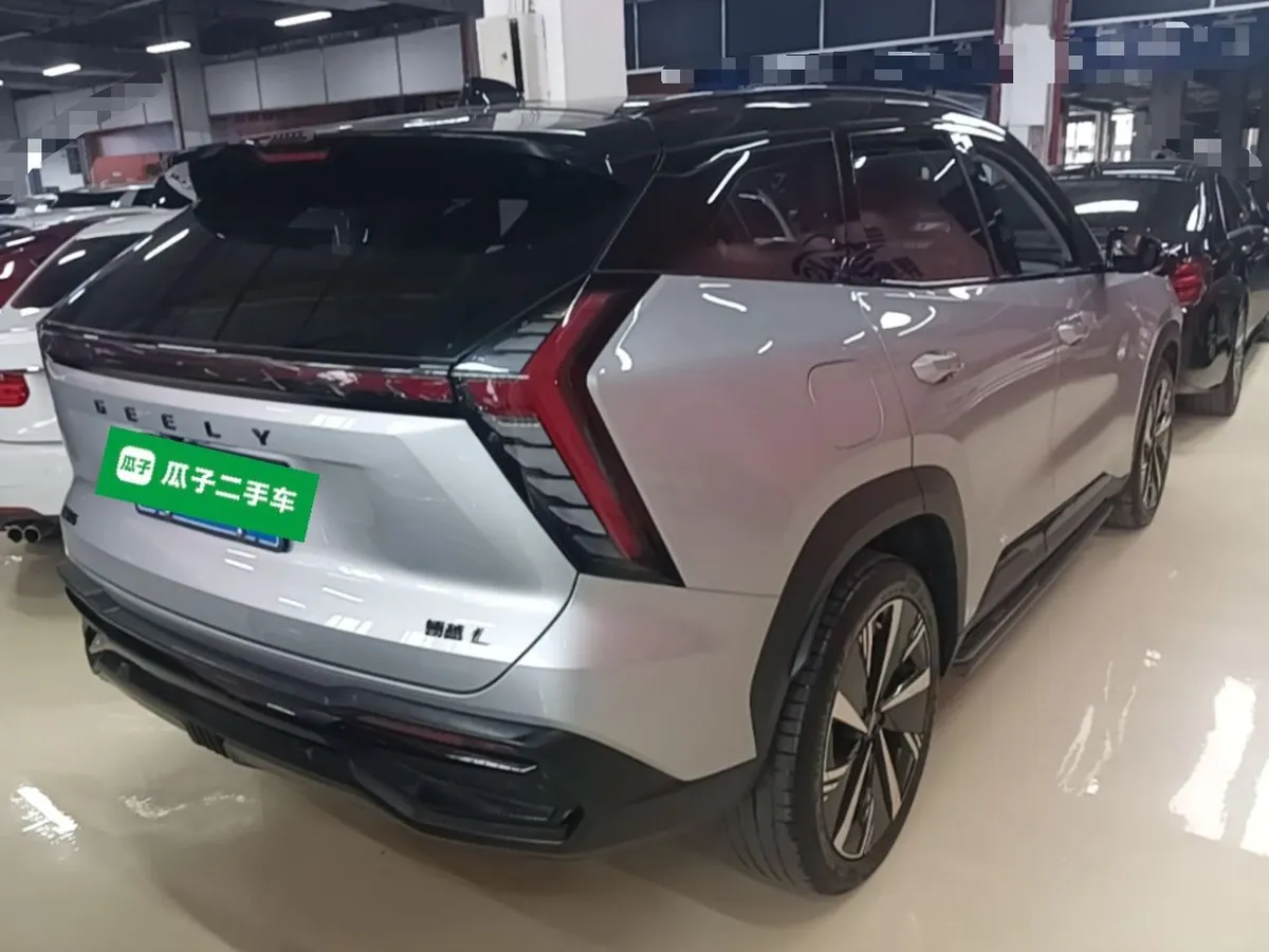 GEELY BOYUE L 2022