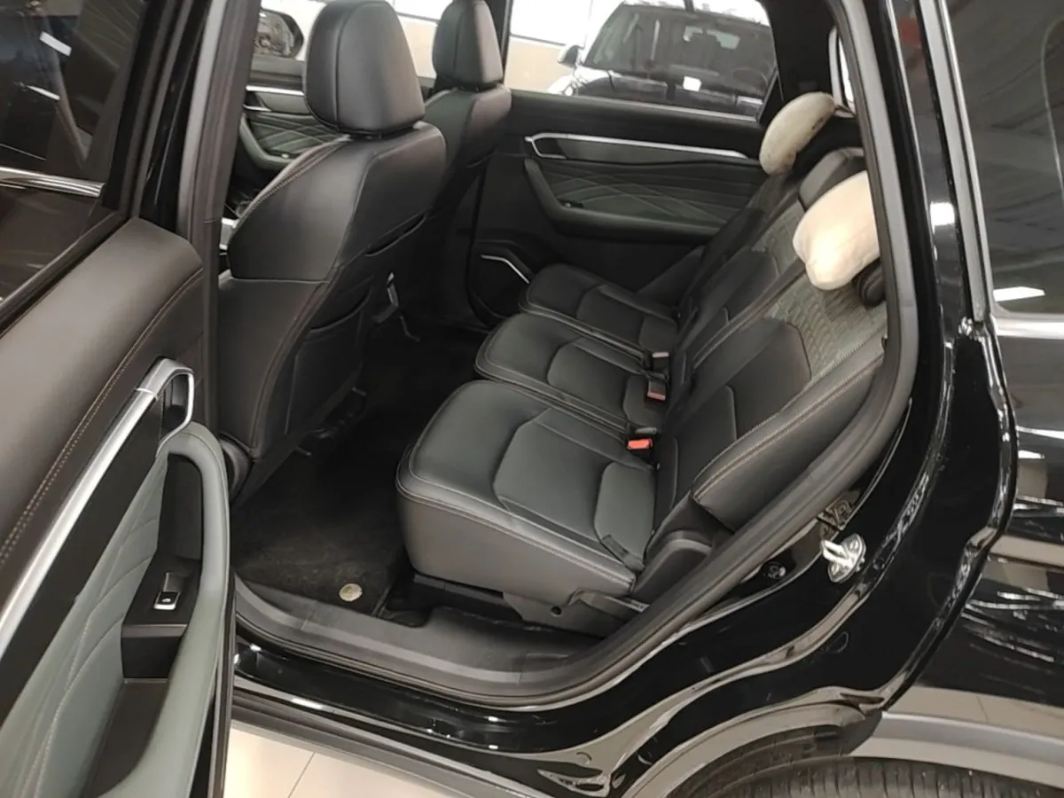 GEELY HAOYUE L 2024