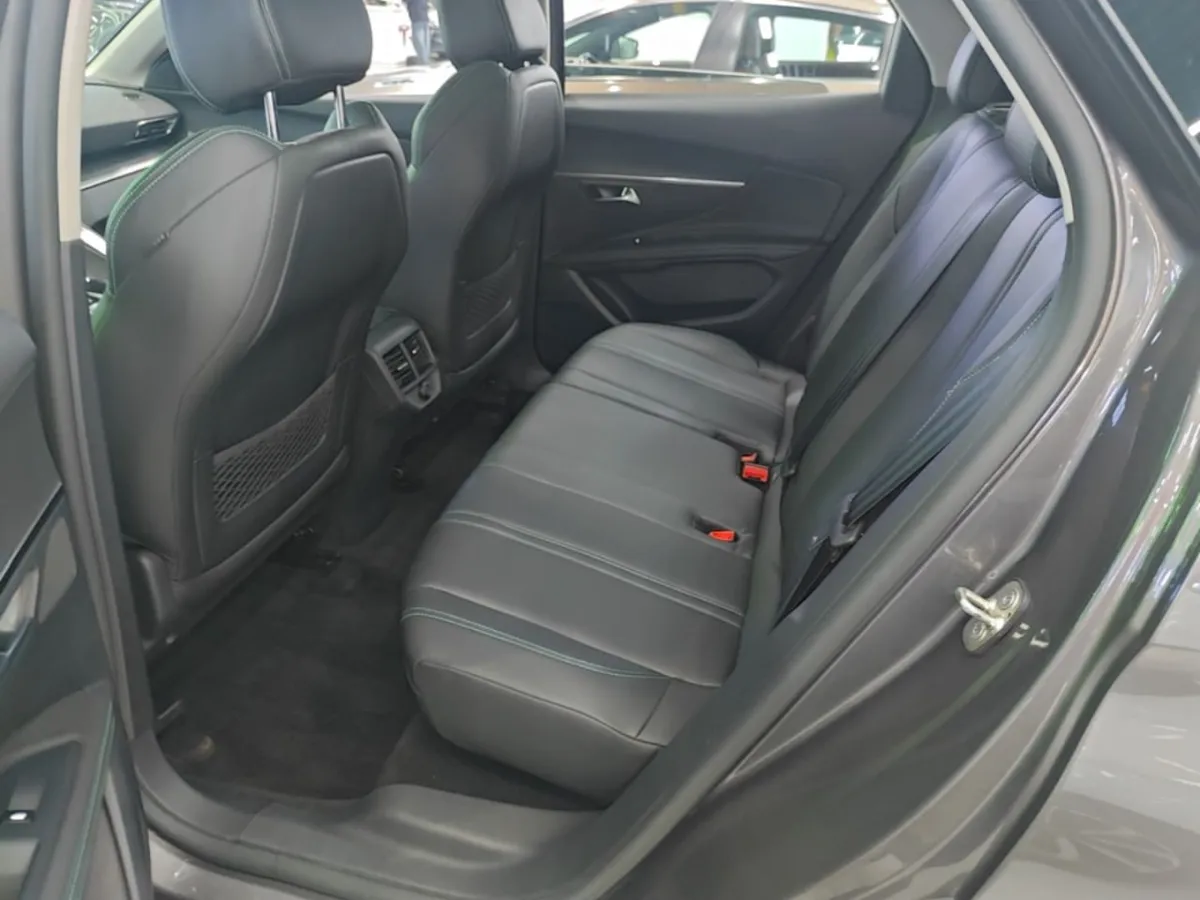 PEUGEOT 4008 2021