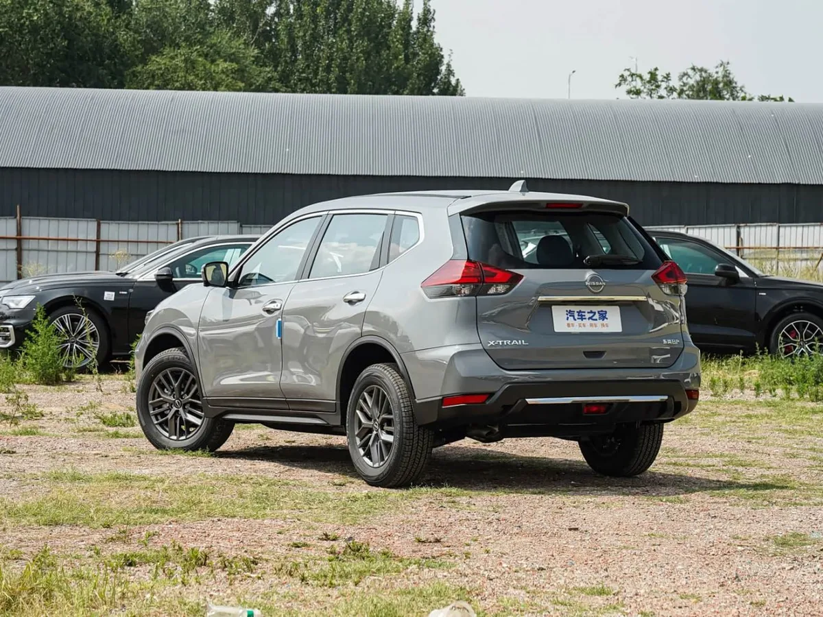 NISSAN X- TRAIL 2025
