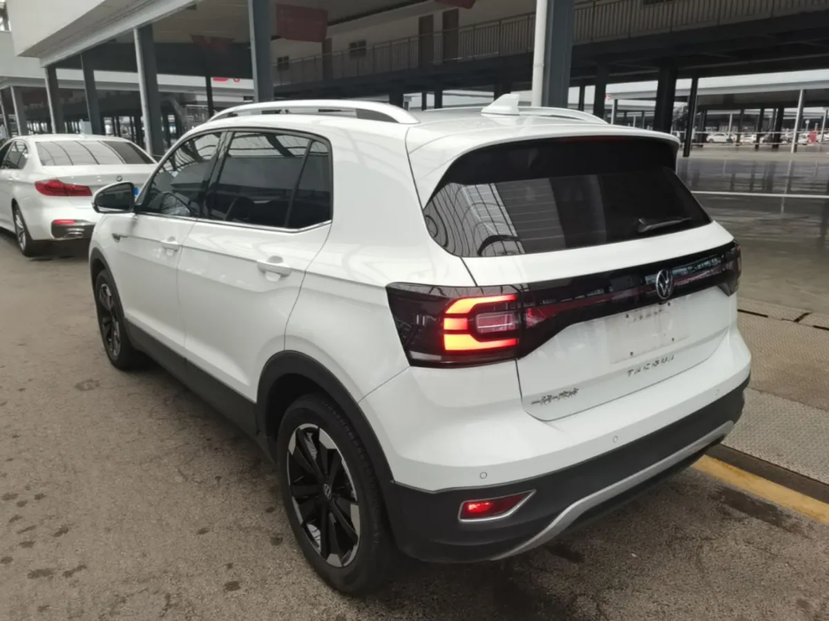 VOLKSWAGEN TACQUA 2022
