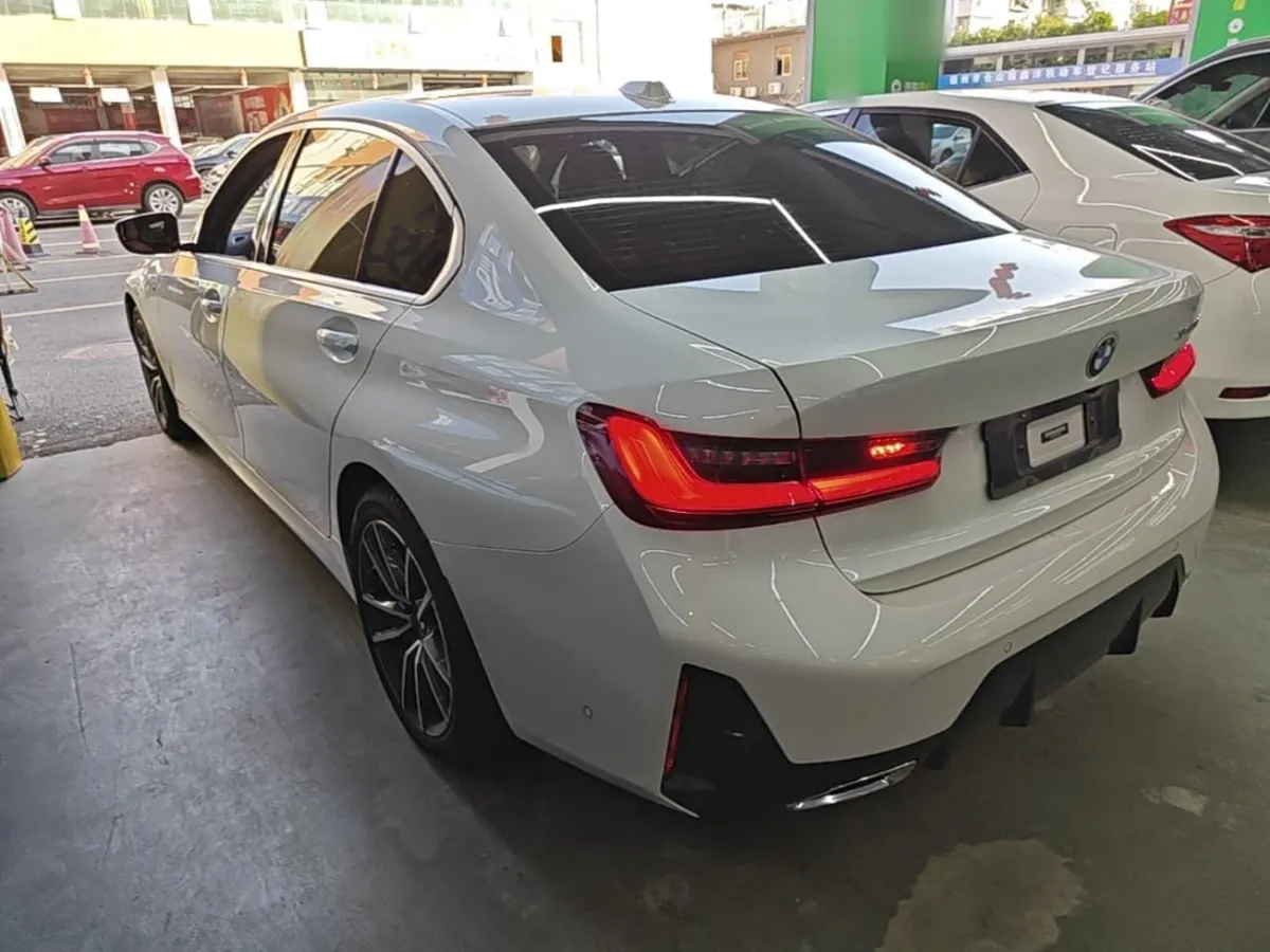 BMW 3 SERIES 2023