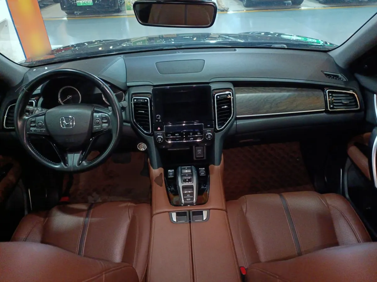 HONDA UR-V PRESTIGE 2022