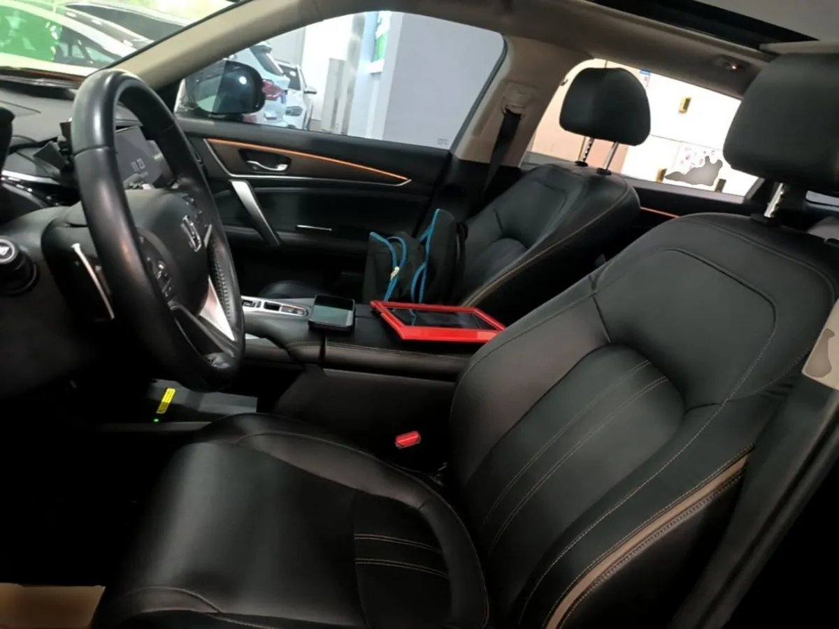 HONDA AVANCIER PREMIUM 2022