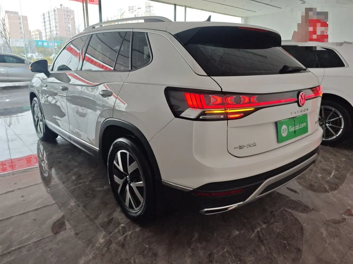 VOLKSWAGEN TAYRON LUXURY 2023