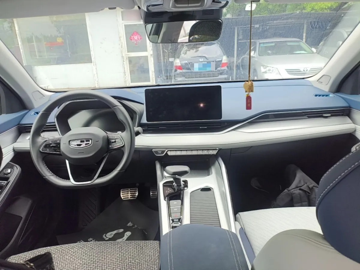 GEELY AUTO PREFACE PRESTIGE 2023