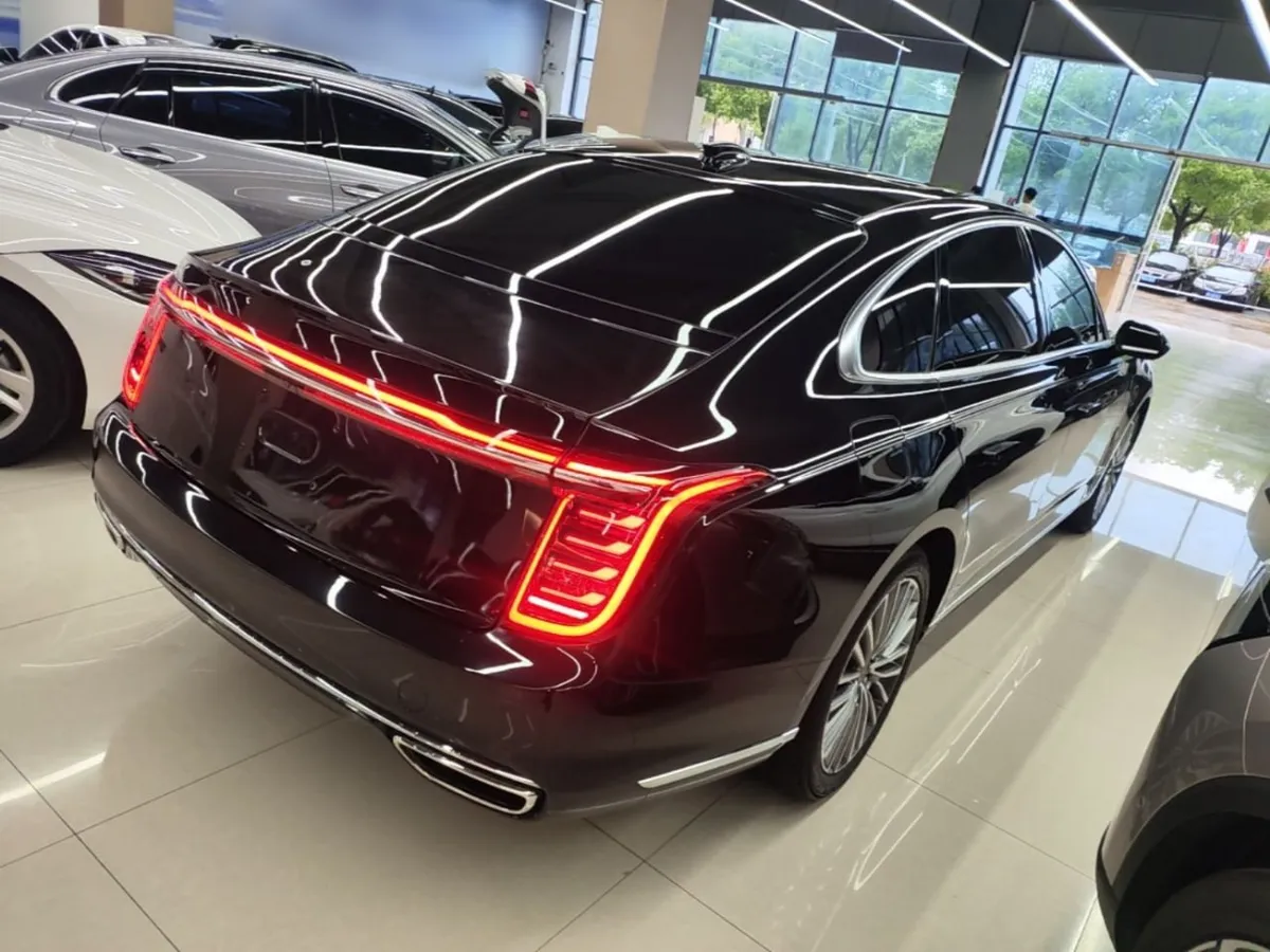 HONGQI H9 2022
