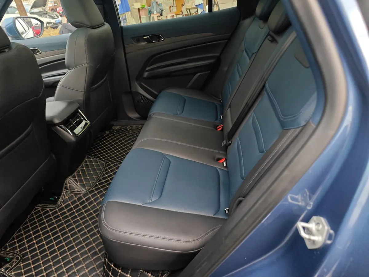 FORD EQUATOR SPORT 2023