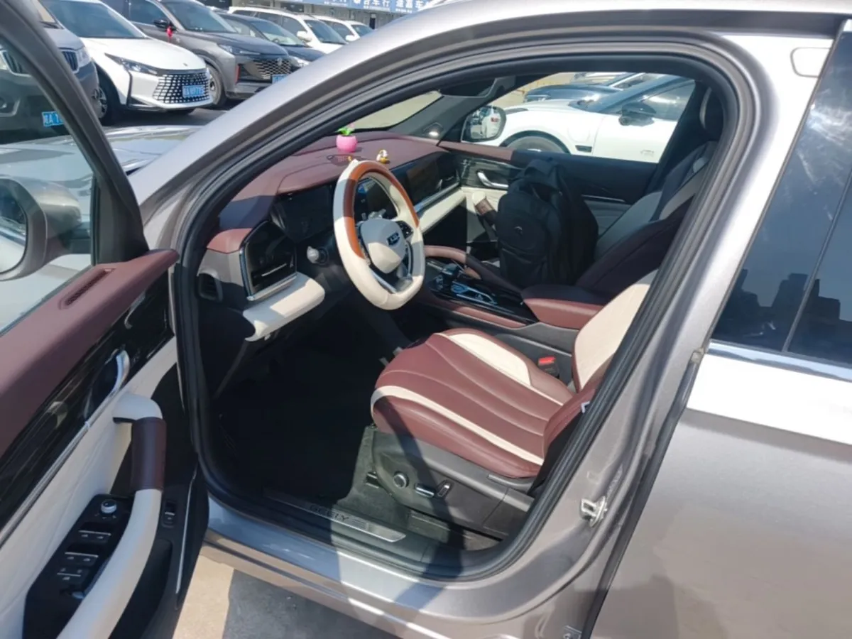 GEELY MONJARO L 2023