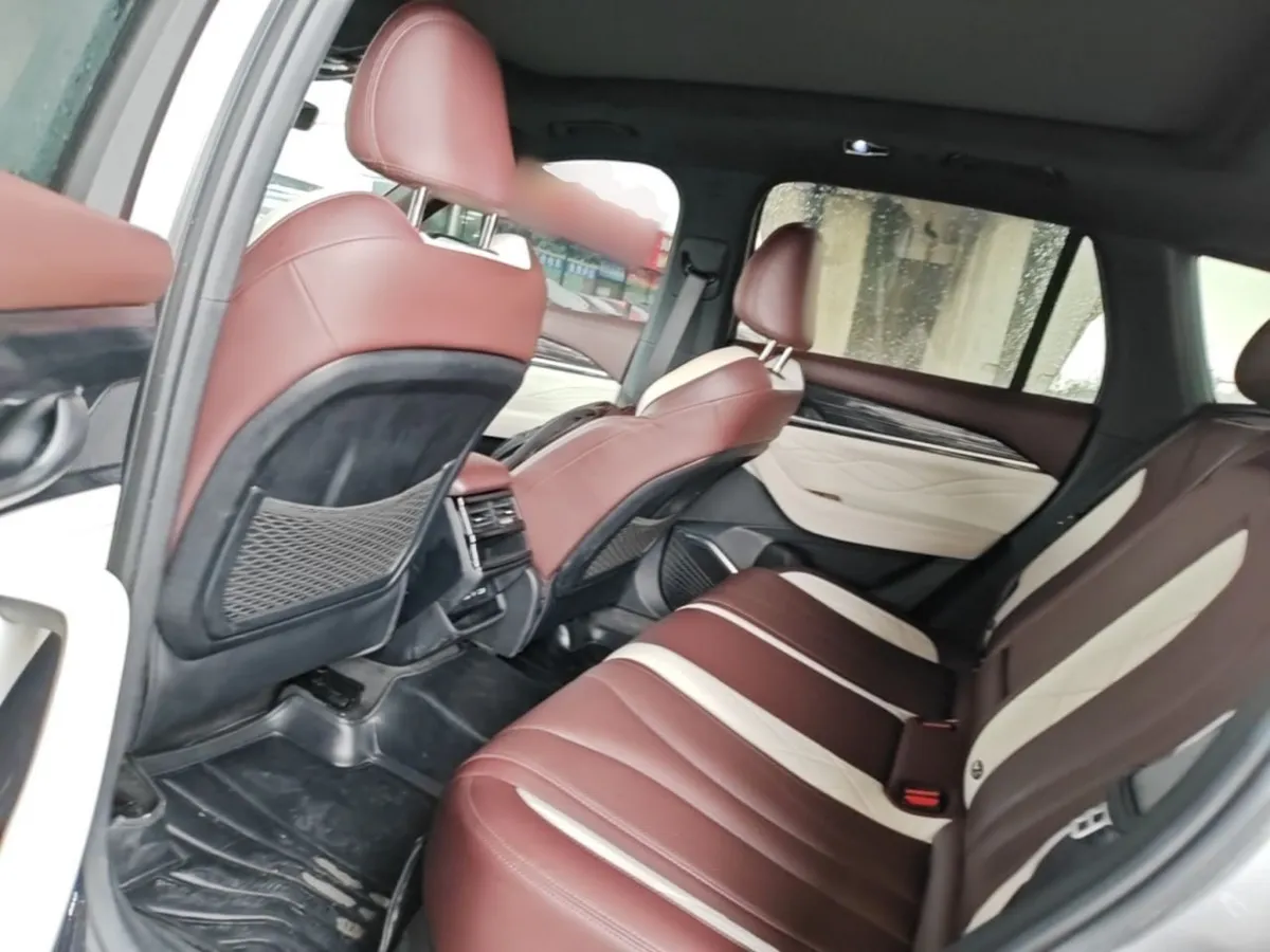 GEELY MONJARO LUXURY 2021