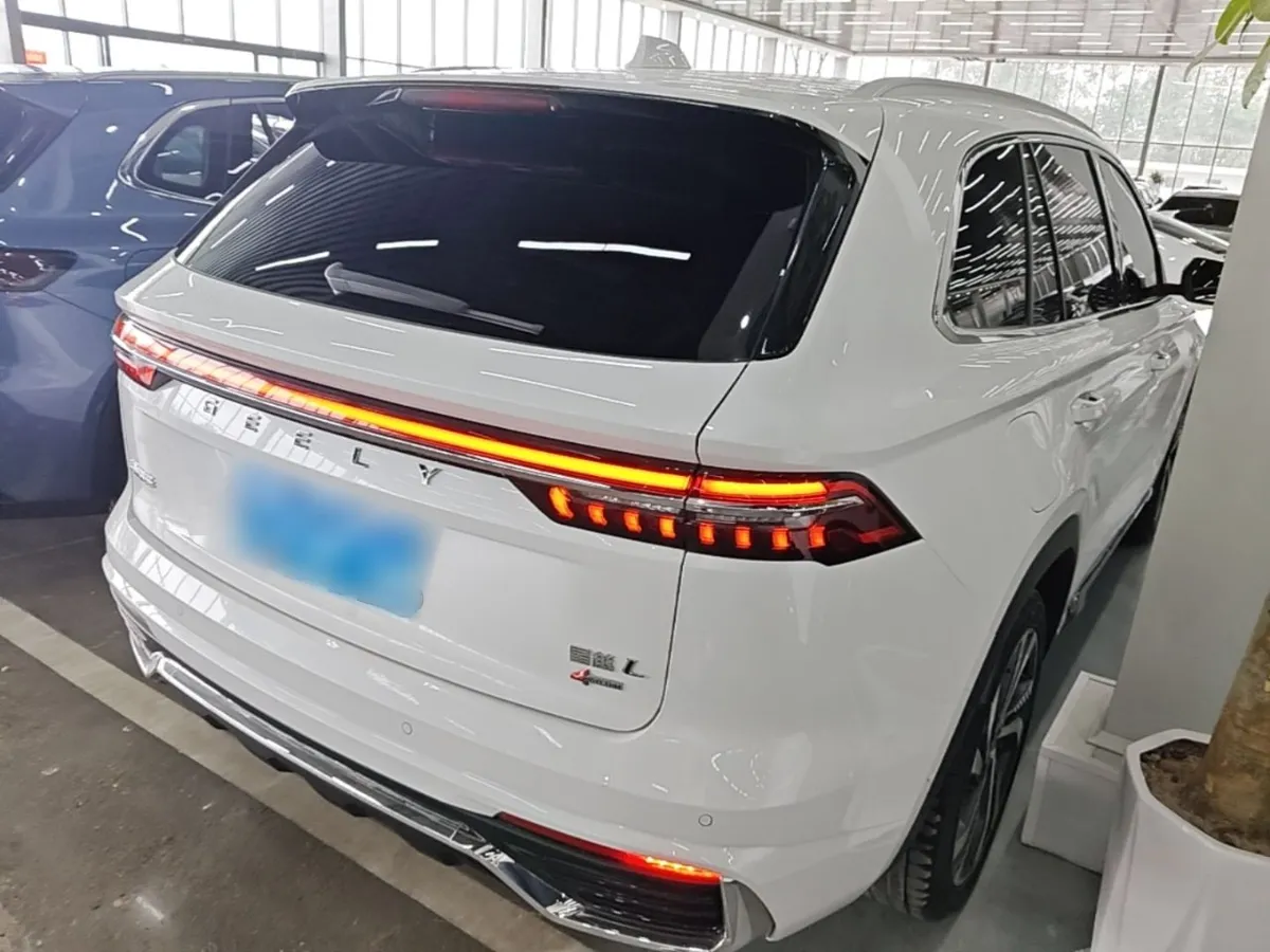 GEELY MONJARO 2023