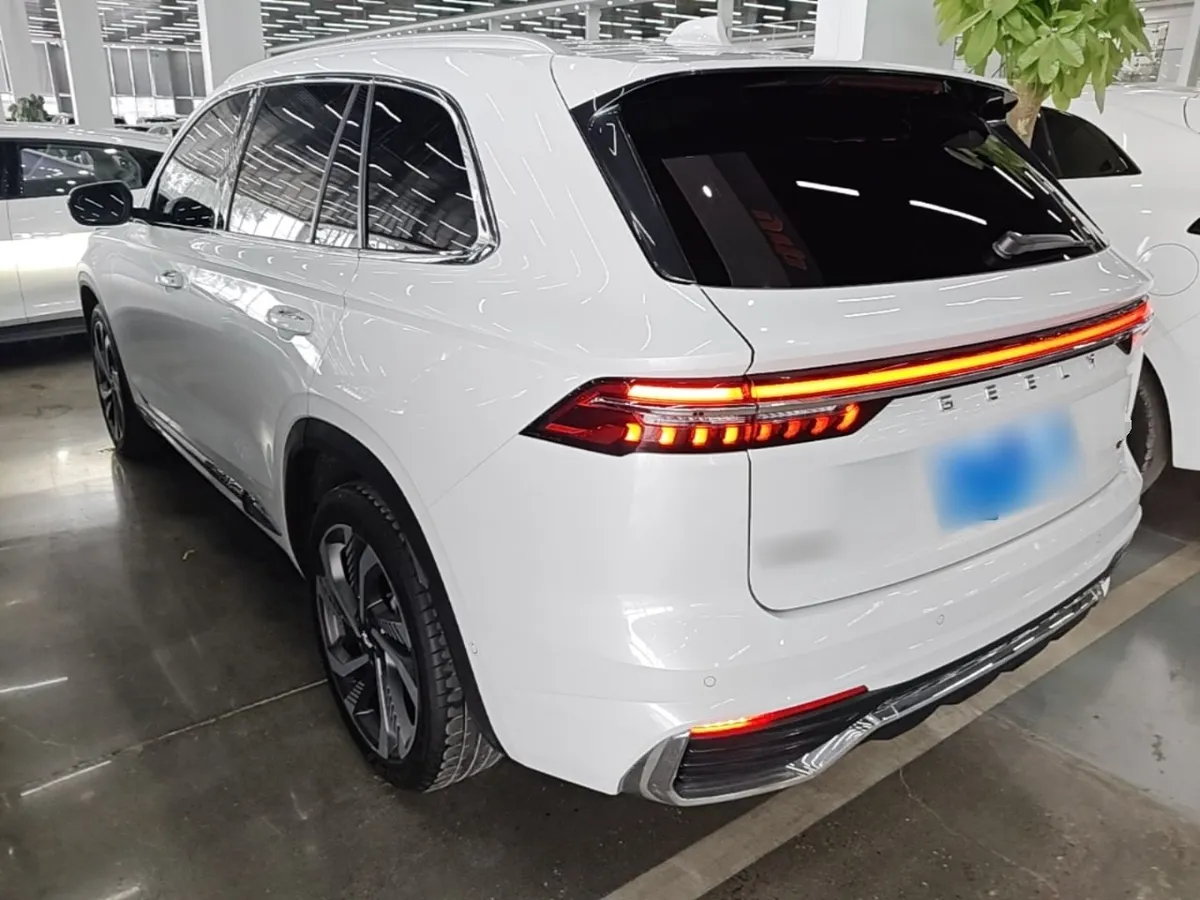 GEELY MONJARO 2023