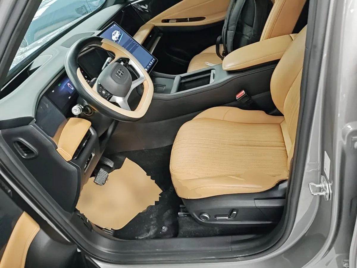 GEELY GALAXY L7 2023