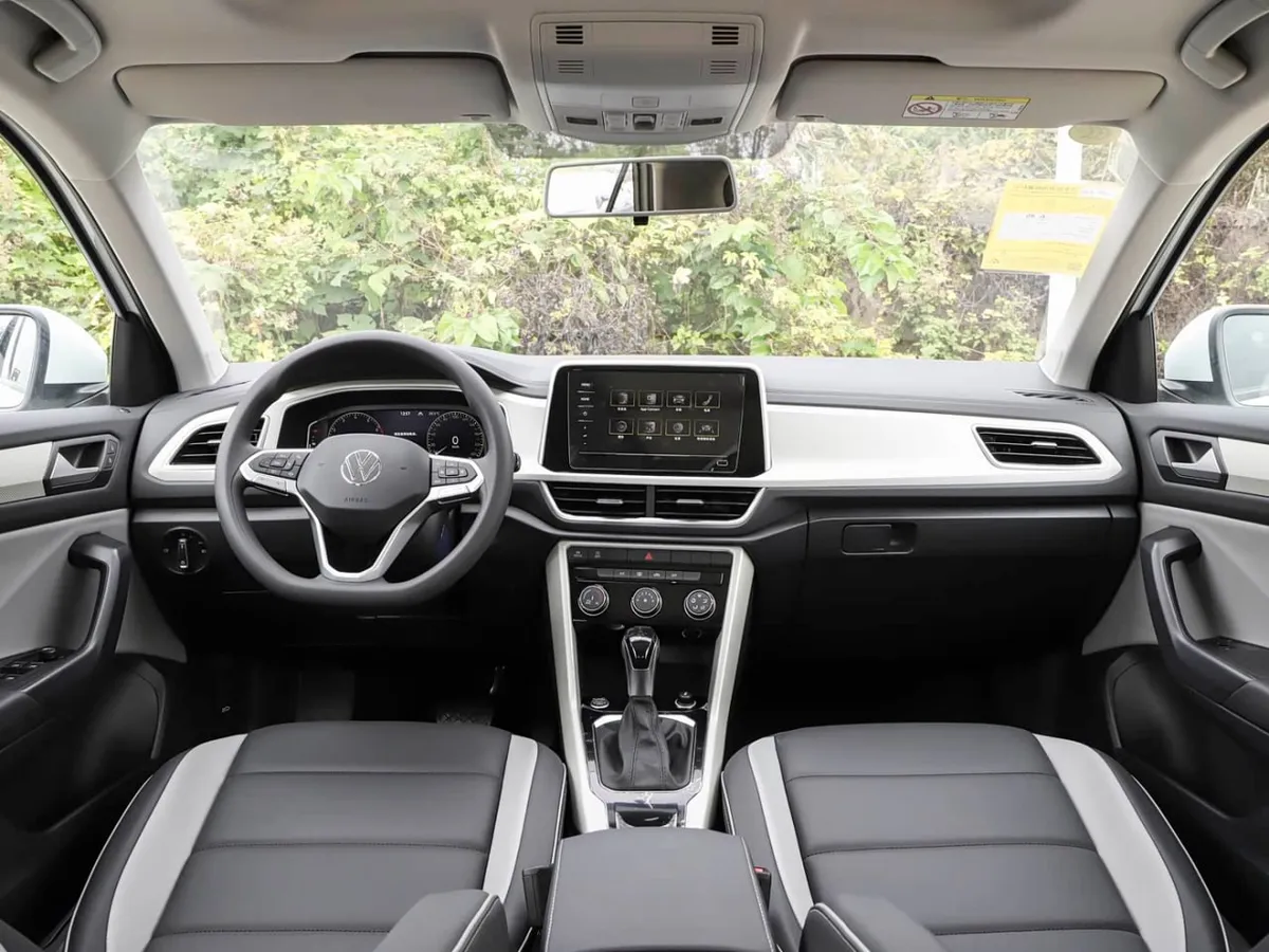 VOLKSWAGEN T-ROC 2026