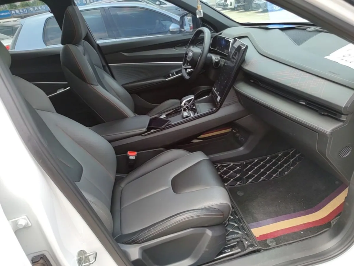 GEELY BOYUE COOL 2023